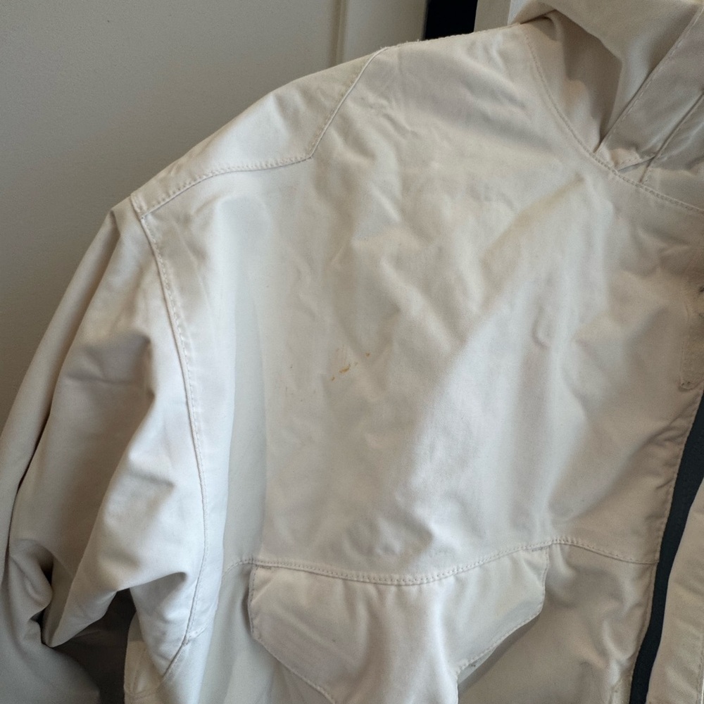 The North Face White Ski Jacket, Chocolate Lining - Picture 3 of 5